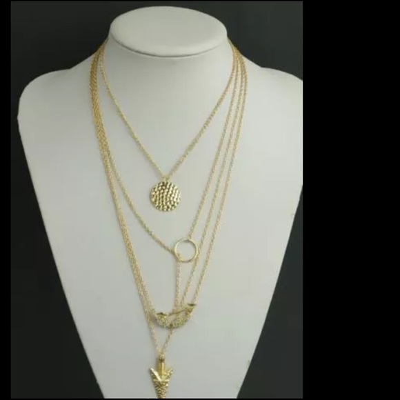 Gold arrow 4 layer wings chain necklace 2 hr sale - Picture 3 of 4