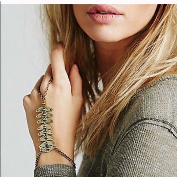 Free People hand piece