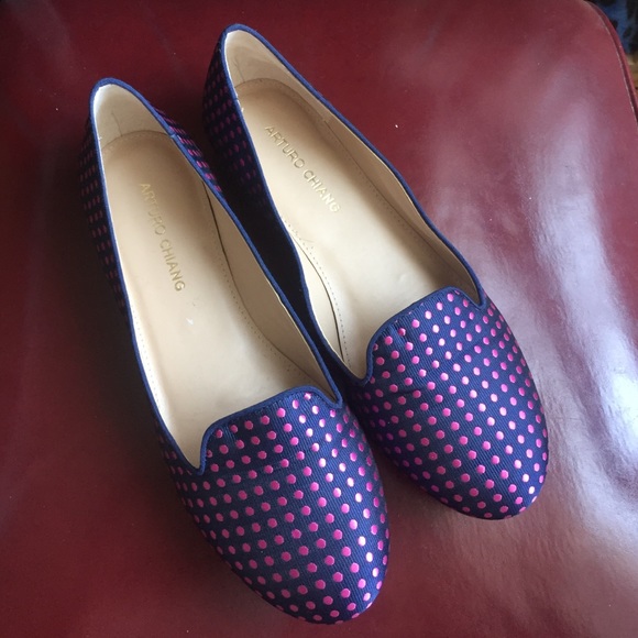 Arturo Chiang Polka Dot Loafers