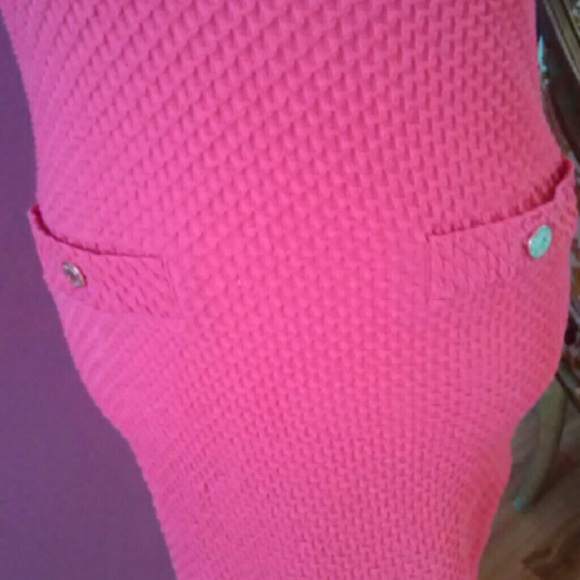 Lilly Pulitzer - Picture 4 of 4