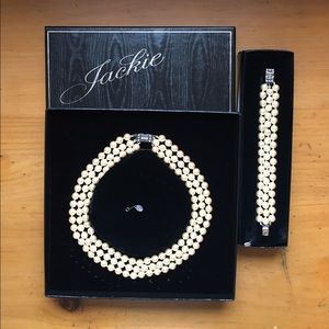 Replica Jackie pearls by The Franklin Mint