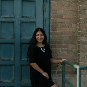 Meet your Posher, Leslie