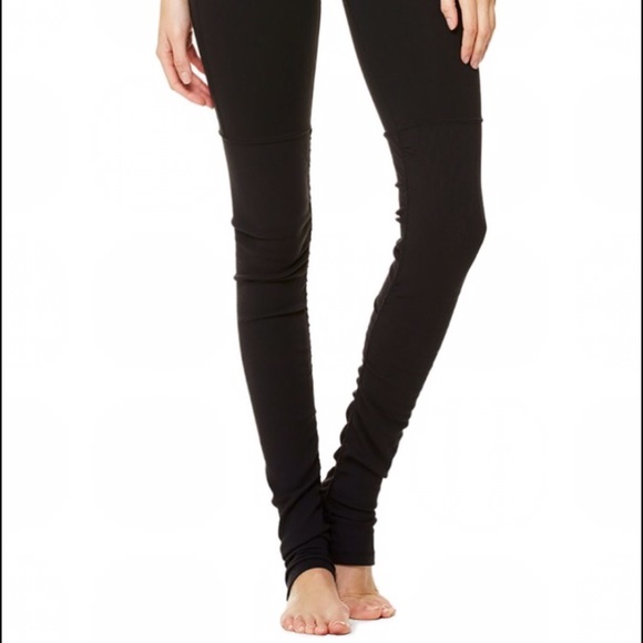 Alo Yoga Goddess Legging