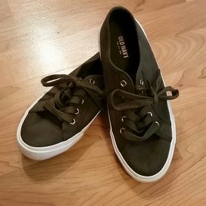 Old Navy Army Green Sneakers