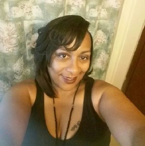 Meet your Posher, Anita