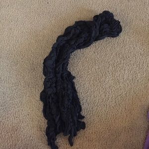 Ruffle scarf