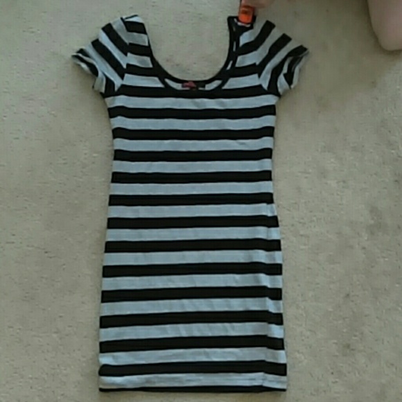 Black and gray striped shirt