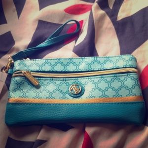 Blue patterned Adrienne vittadini wristlet