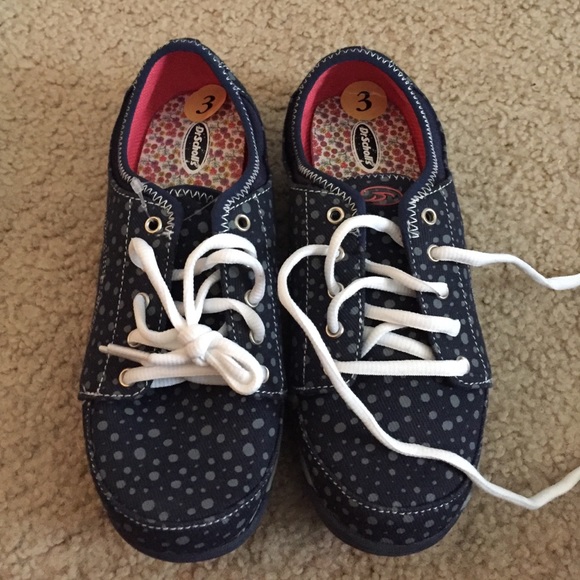 Dr.Scholl's memory foam fit sneakers