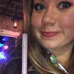 Meet your Posher, Sarah beth