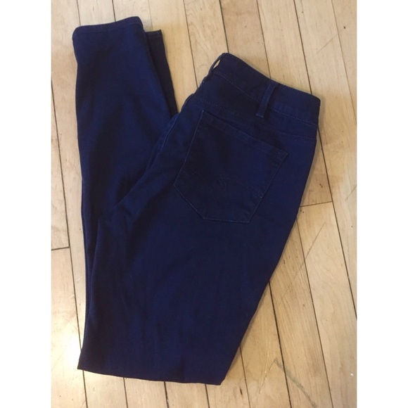Dark wash Silver brand skinny jeans