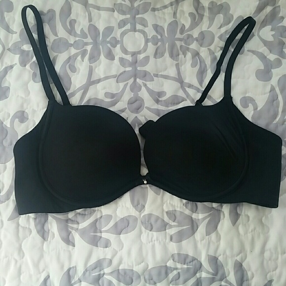 VS black push up bra