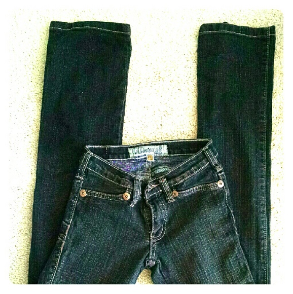 🔘 2 for $10: Revmag jeans