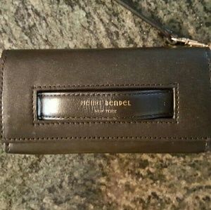 Henri Bendel iphone 5/5s purse case