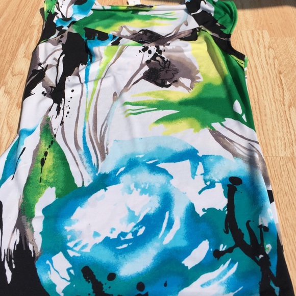 Express floral top - Picture 3 of 3