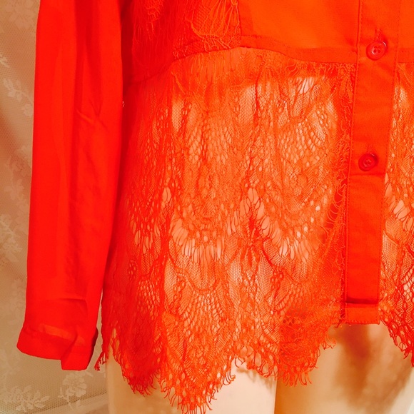 Stylish red orange blouse w/lace FINAL CLEARANCE - Picture 2 of 4