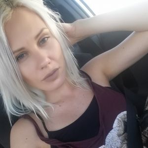 Meet your Posher, Holli