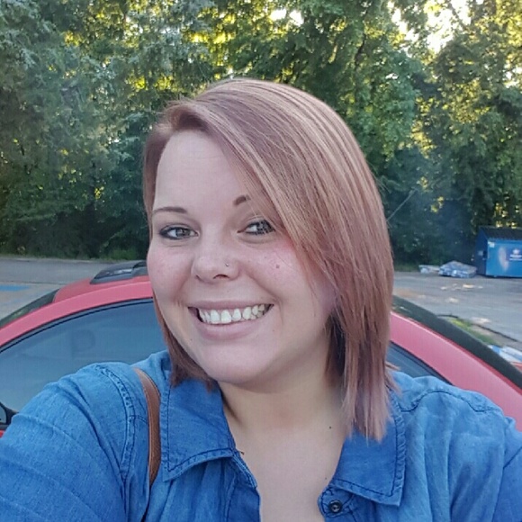 Meet your Posher, Tiffany