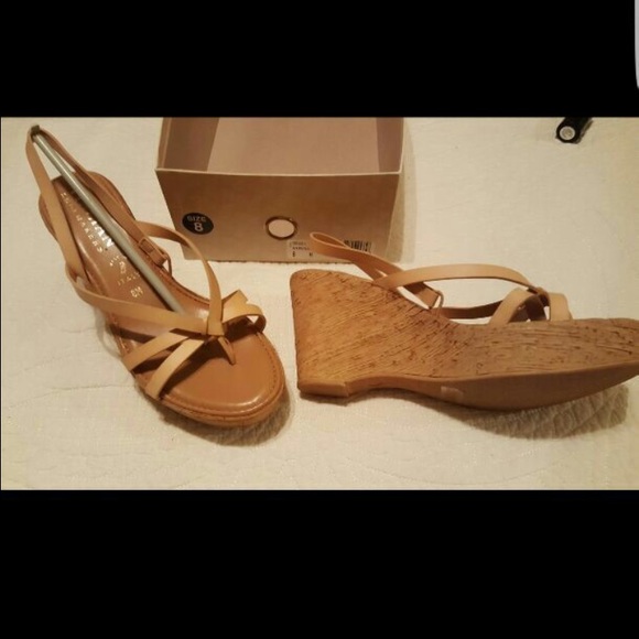 Italian shoemakers wedges