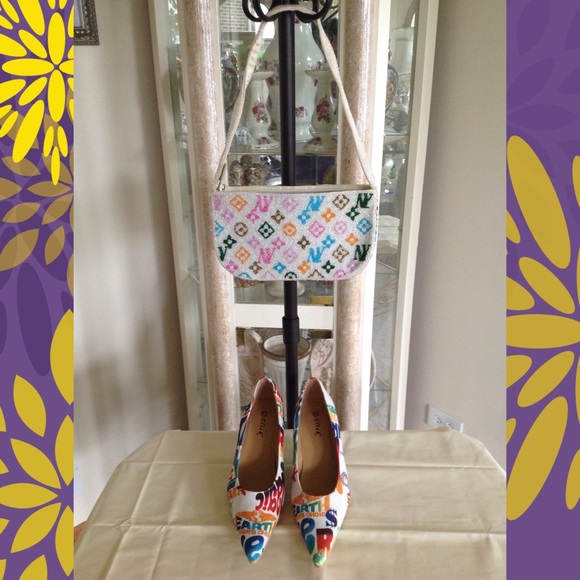 NWOT CANVAS INSCRIPTED SHOE & BEADED HANDBAG COMBO - Picture 1 of 4