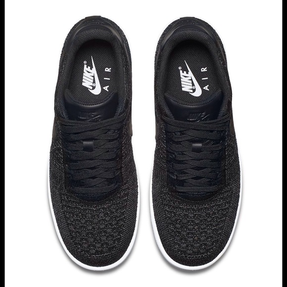 NIKE ♠️ ONE LEFT😬Air Force 1 Flyknit NWT/NIB - Picture 2 of 3