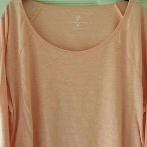 NY & COMPANY  cute ruched top