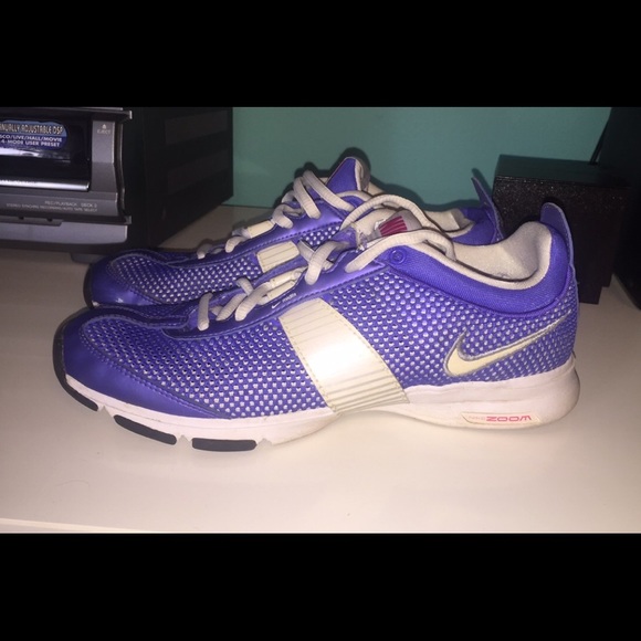 Women's NIKE zoom sneakers - Picture 3 of 3