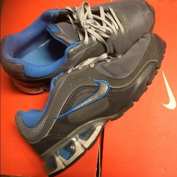 Nike AirMax Size 7