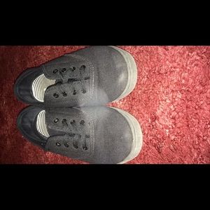 Black Shoes