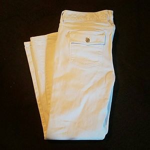 Curvy GAP white jeans
