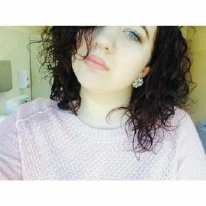 Meet your Posher, Leanne