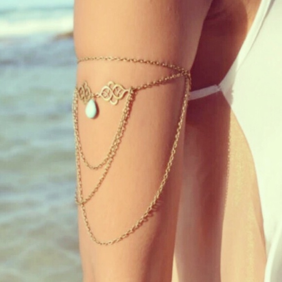 ❤️SOLD❤️Upper Arm Cuff Armlet