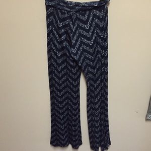 Comfortable pants for summer! Size small!