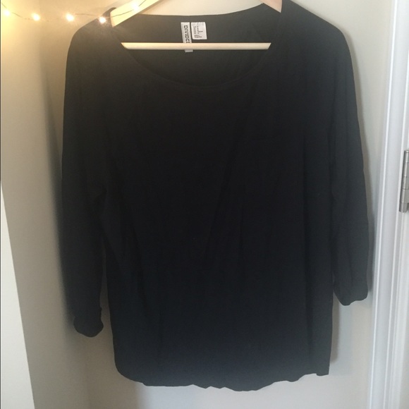 3/4 Length Sleeve Black Top - Picture 1 of 1