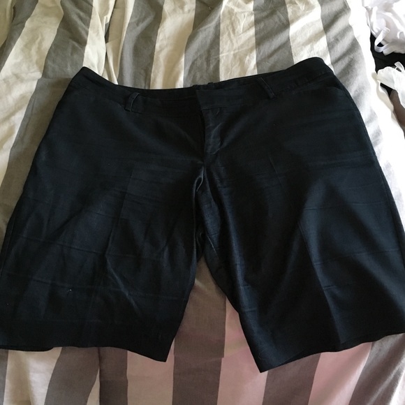 Dressy jean mossimo bermuda shorts size 18