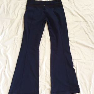 Dark Blue Lululemon Yoga Pants
