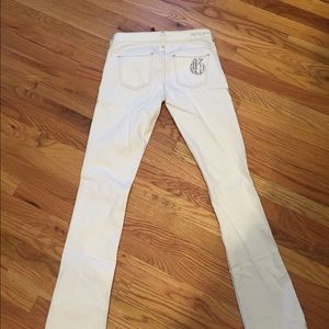 White Guess skinny jeans