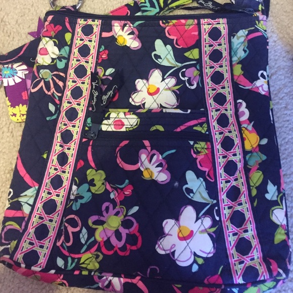 Vera Bradley cross body purse.