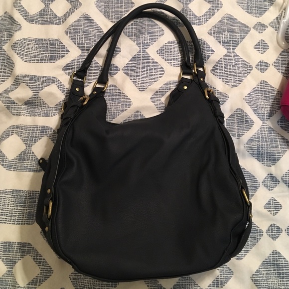 Navy Merona 3-pocket purse