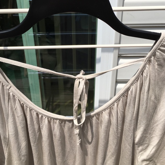 NWT Old navy short sleeve loose blouse - Picture 4 of 4