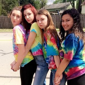 Meet your Posher, Avery