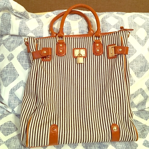 Street Level navy/cream striped tote
