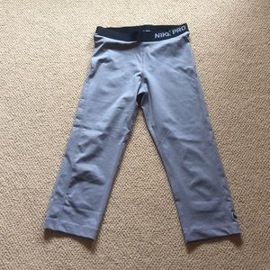 NWOT grey Nike dri fit leggings