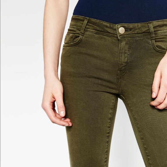 Body Curve Jeans SOLD - Picture 4 of 4