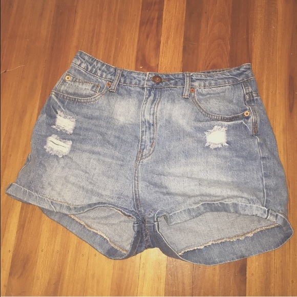 COTTON ON HIGH WAISTED SHORTS - Picture 1 of 2