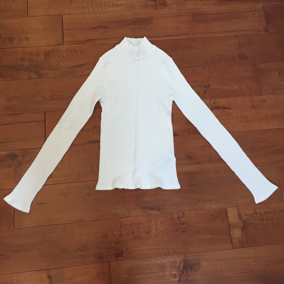 white long sleeve turtleneck