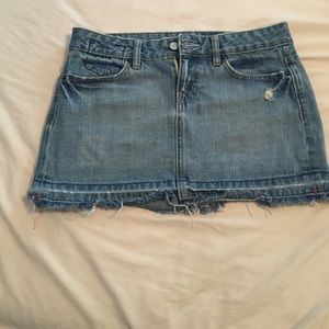 Gap 1969 frayed denim skirt