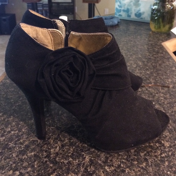 Wassimo Dress Heels