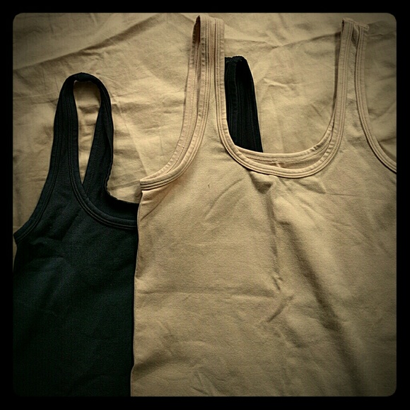 2 Cami bundle black and nude