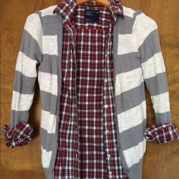 American Eagle Red Plaid Button-Up